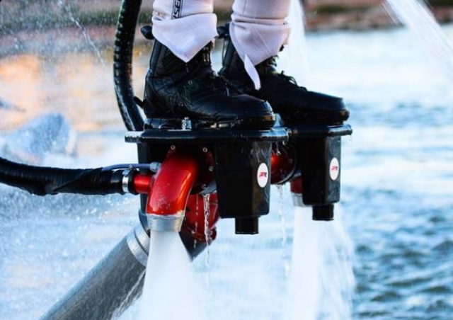  Descubre el flyboard en el 64 